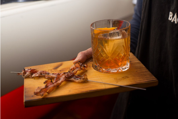 Bar-Hopping Wien – Cocktails mixen