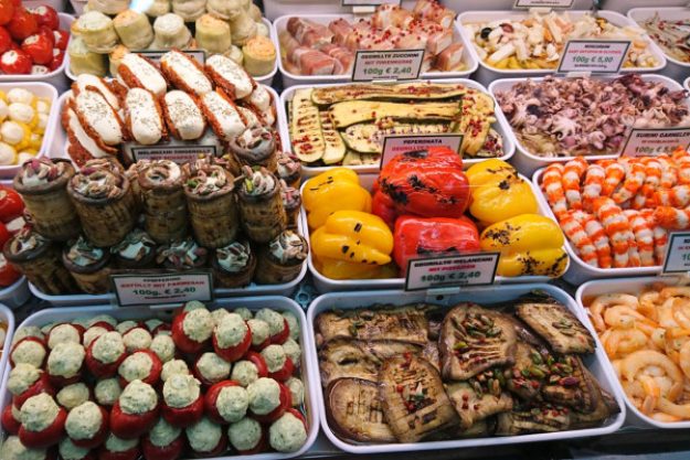 Genusstour am Wiener Naschmarkt