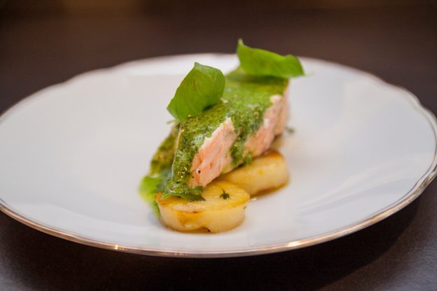 Fisch-Kochkurs Wien – Lachs mit grüner Sauce