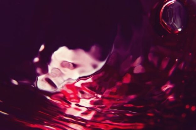 Wein- und Käse-Genuss@Home für 2 – Rot- und Weißwein