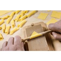 Pasta-Kurs in Wien – Rigatoni mit Käse und Kräutern