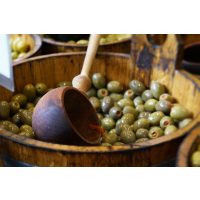 Kulinarische Stadtführung – Oliven im Fass