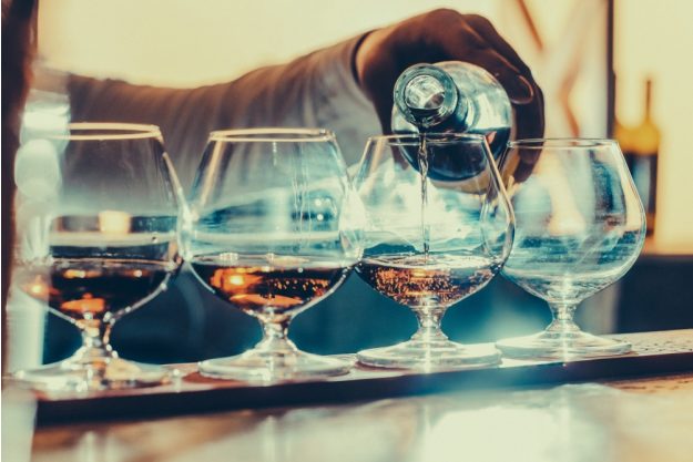 Cognac-Tasting Wien – Cognac einschenken