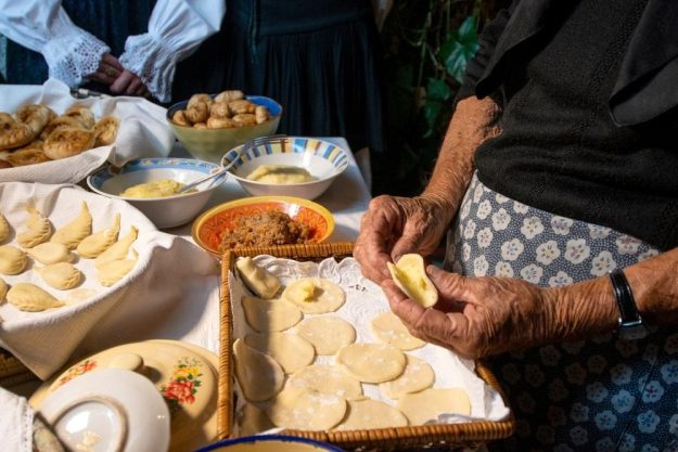 Pasta-Kochkurs Innsbruck – Nudeltaschen falten wie auf Sardinien