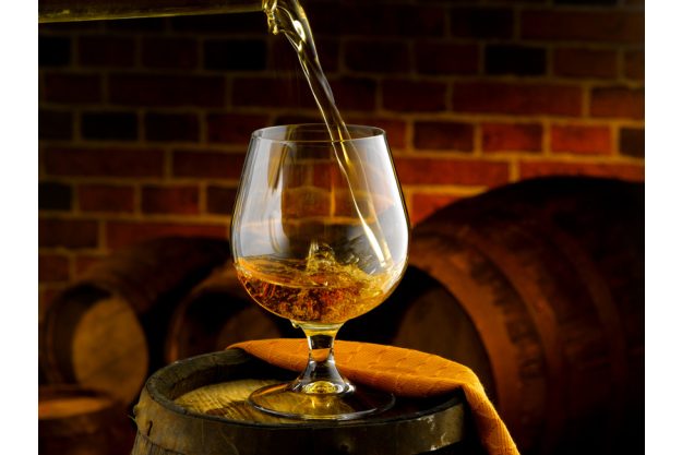 Whiskey Tasting in Wien – Whiskey einschenken